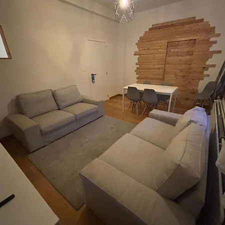 Apartment Charming With Private Garden