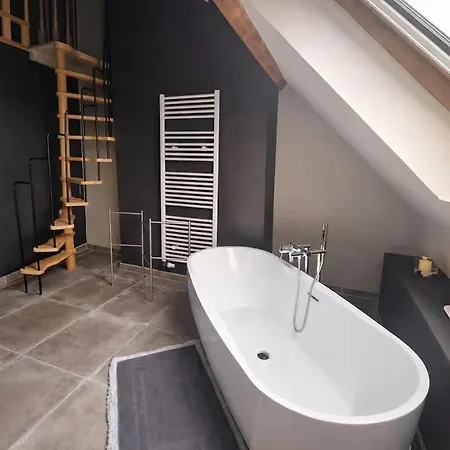 Luxury Triplex Stylish 2br In * Brussels