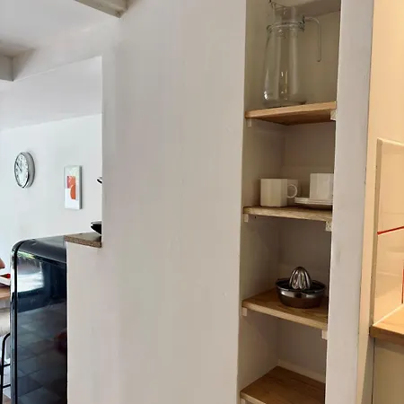 Cosy Furnished With Terrace Brussels