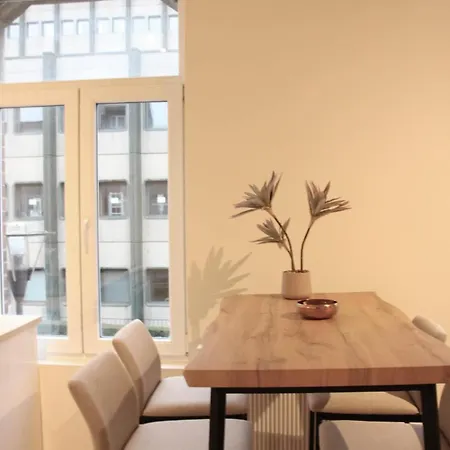 Moderne,5pers,acces Facile Au Centre,berchem * Brussels