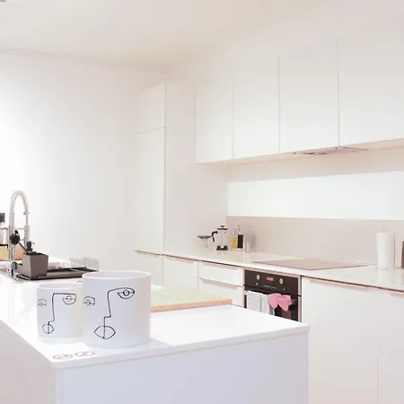 Edelsteine Im Herzen Der Stadt 4b By Interhome Apartment