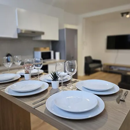 Apartment Atomium 2 *