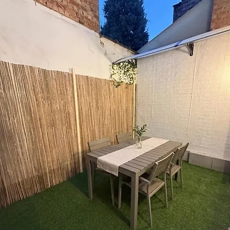 Apartment Charming With Private Garden