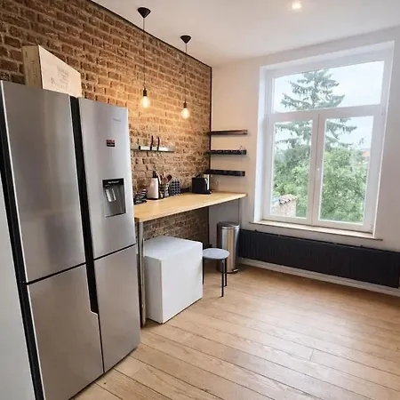 Luxury Triplex Stylish 2br In Apartment Brussels