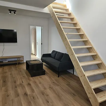 Apartment Atomium 2 *