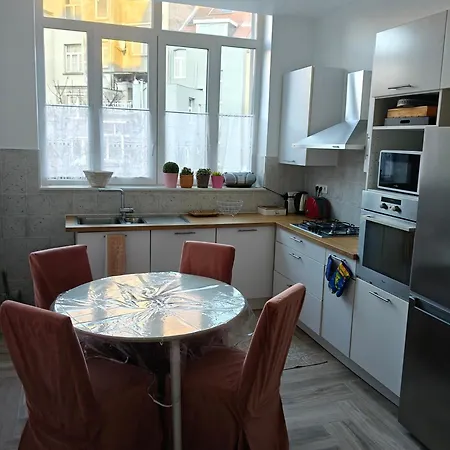 Cosy Au Centre De Appartement Brussel