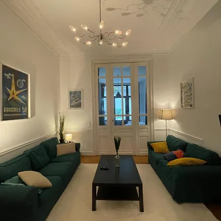 Apartment 3 Bedroom Self Check In For 7 *