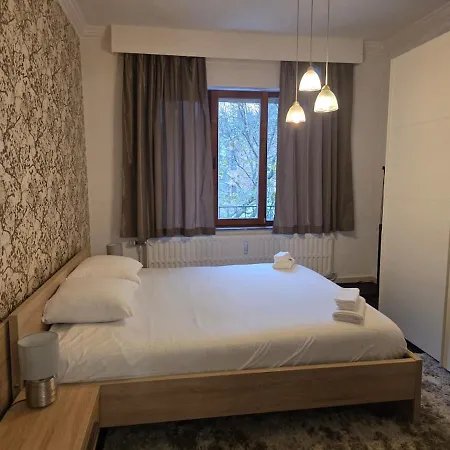 Jette - Base En Peripherie De - 15min Centre Apartment