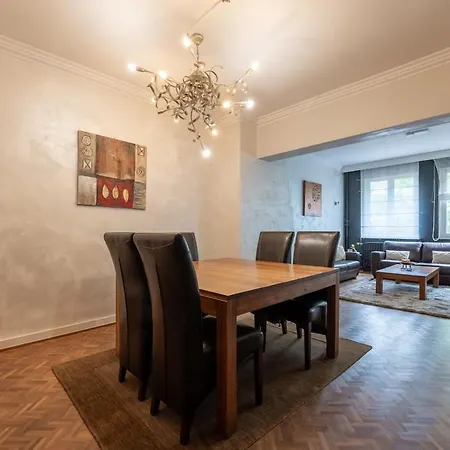 Apartment Jette - Base En Peripherie De - 15min Centre Brussels