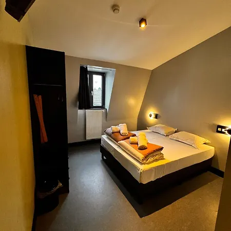 Brxxl 5 Centre Hostel *