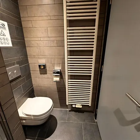 Brxxl 5 Centre Hostel Brussels