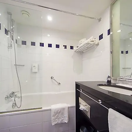 Nh Eu Berlaymont Hotel 4*