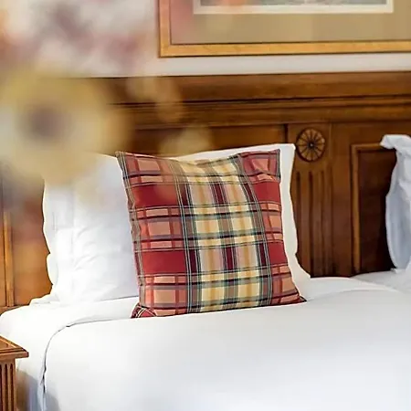 Le Plaza Hotel 5*