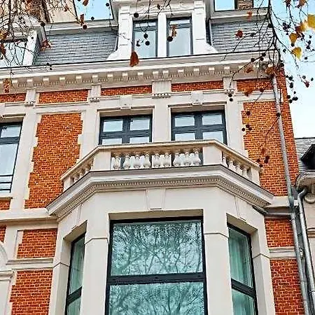Whitlock16 - Luxe - Hotel