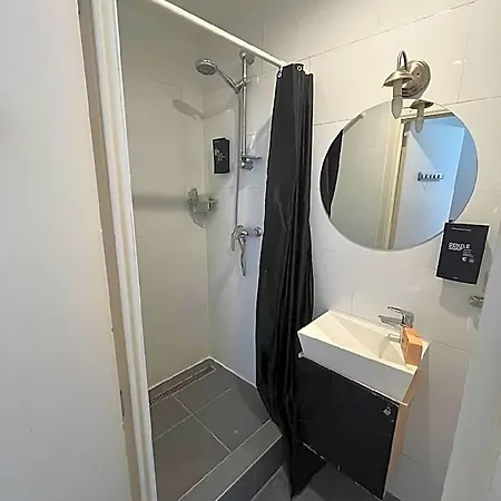 Hotel Confortable App 1 Au Coeur De Bxl