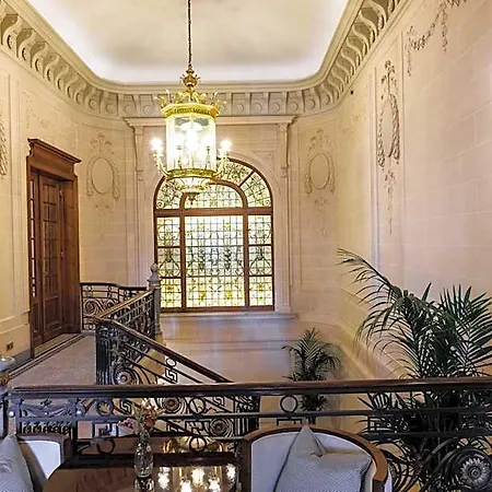 Fleur De Hotel