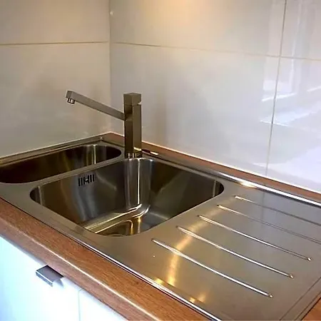 Hotel Bijna Wit, Nabij Trein, Metro Reg.nr 330162-412 4*