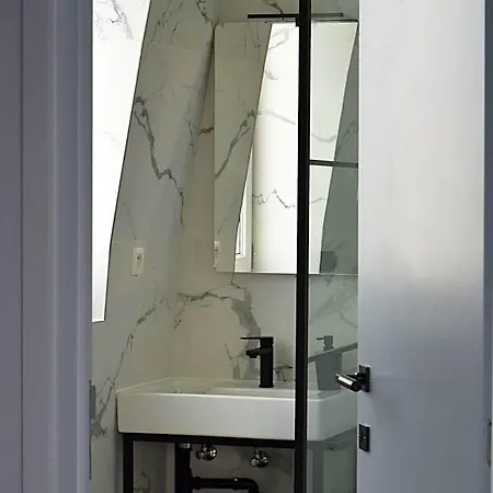La Piece Hotel Brussels