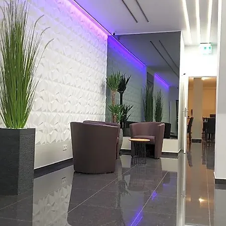 Center Hotel 3*