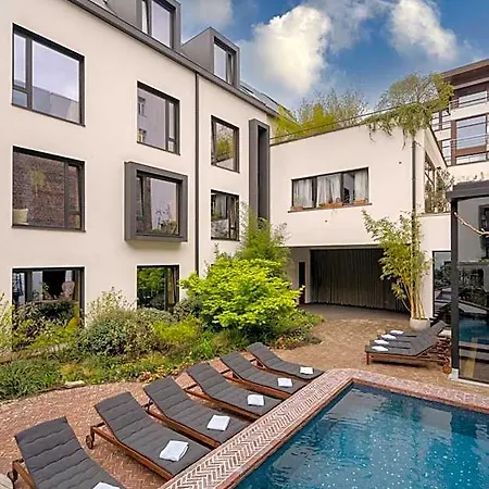 Latroupe Jardin Secret 3* Brussels