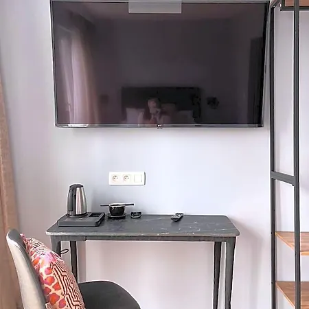 La Piece Hotel Brussels