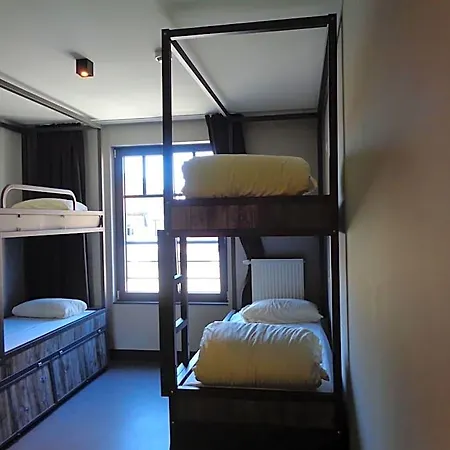 Brxxl 5 Centre Hostel *