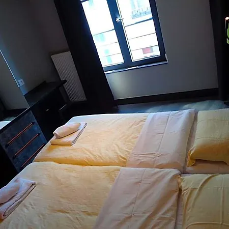 Hostel Brxxl 5 Centre *