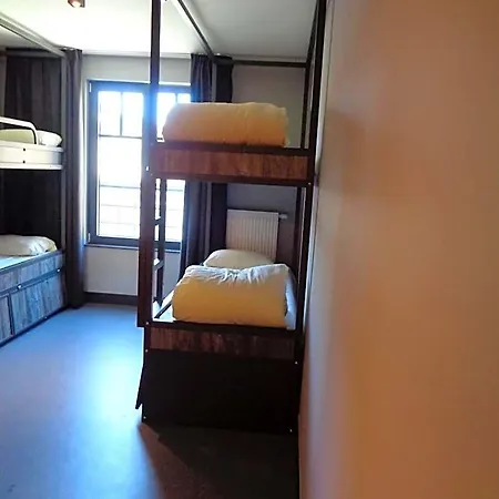Brxxl 5 Centre Hostel