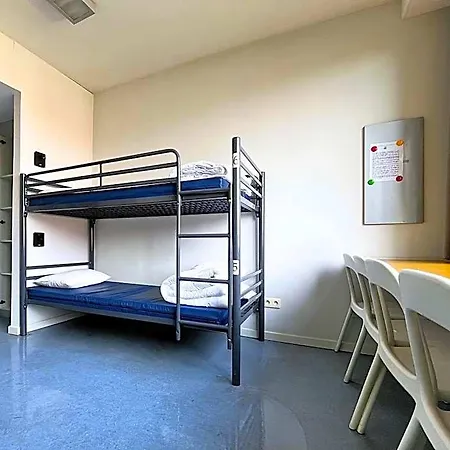 Hotel Youth Gogh 2*