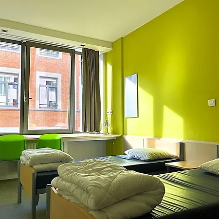 Youth Gogh Hotel 2*