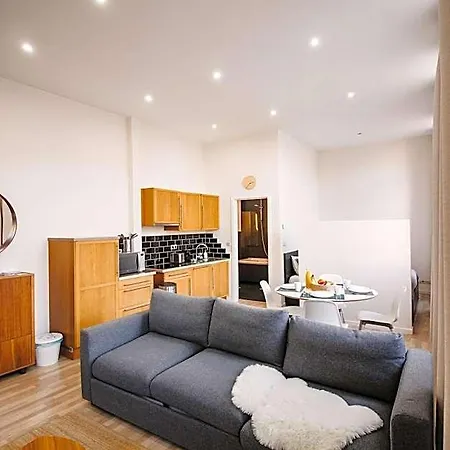 Central&cozy In