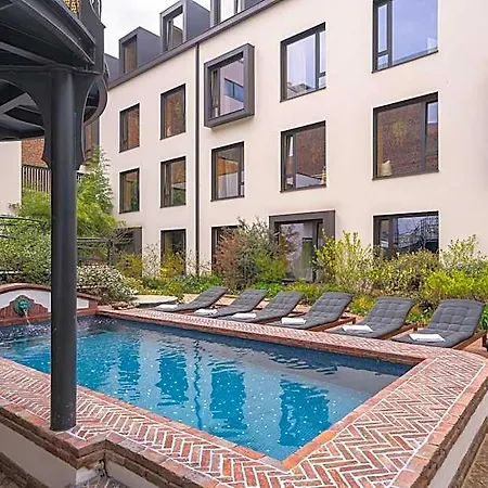 Latroupe Jardin Secret Hotel