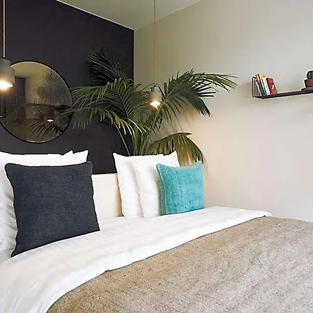 Hotel Latroupe Jardin Secret Brussels