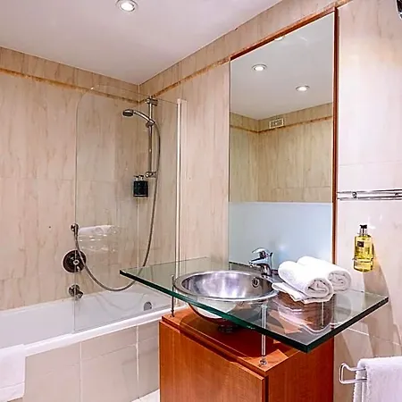 B-aparthotel Montgomery Brussels