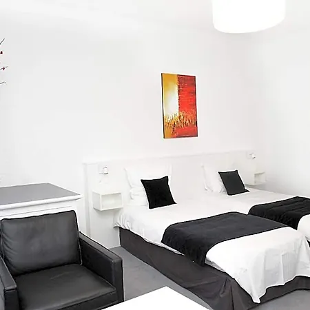 Satellite Hotel *