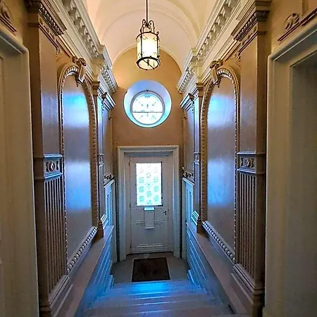 Bed & Breakfast Maison Jamaer Brussels