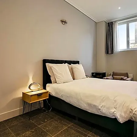 Bed & Breakfast Fish Market Brussel