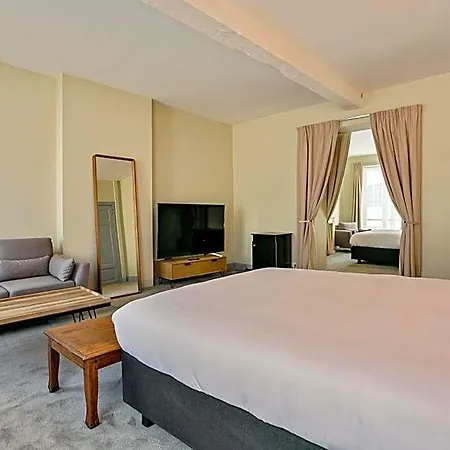 Fish Market Bed & Breakfast 4*
