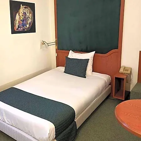 Le Dome Hotel