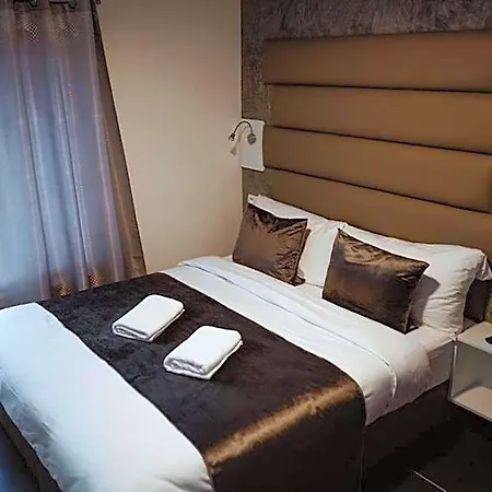 Onyx Expo Hotel 3*