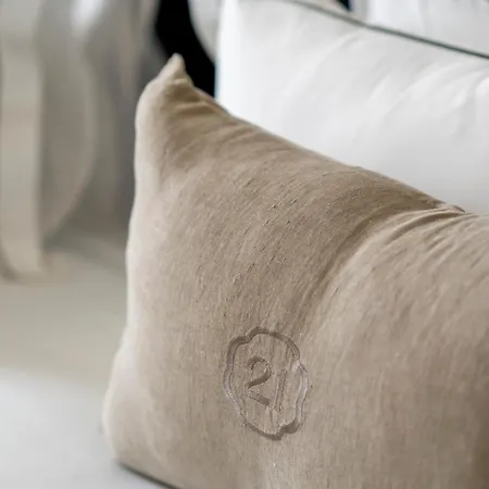 Hotel Faubourg 21 - The Leading Of The World