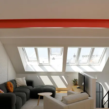 Duplex Design & Elegant Au Coeur De *