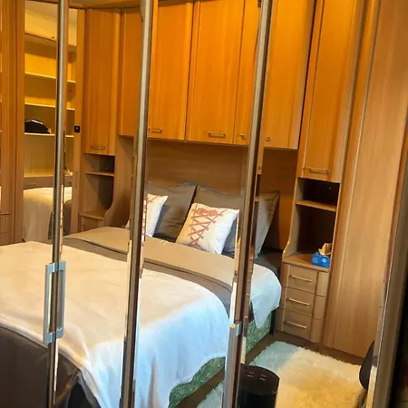 Homestay Spacieuse 1 Lit Double Avenue De Tervueren Brussels