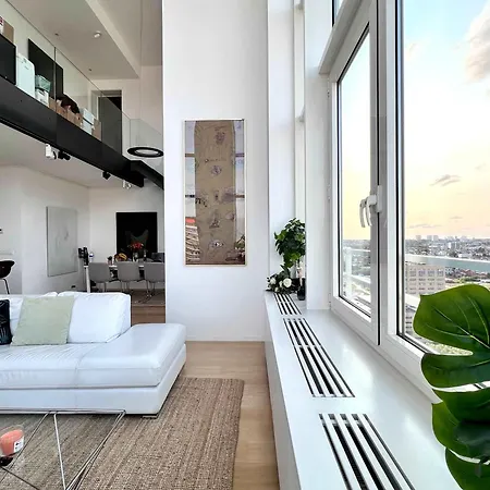Bed & Breakfast Skyline Luxury Penthouse In 220 M2 Of Elegance 4*