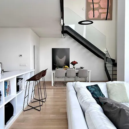 Bed & Breakfast Penthouse Skyline 220 M2 Of Refined Elegance 4*