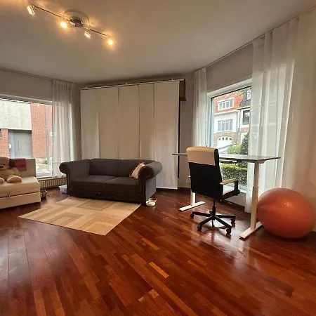 Holiday home Spacious Family For 6 To 8 Guests With 3 Bedrooms And 2 Bathrooms Between Center And Airport