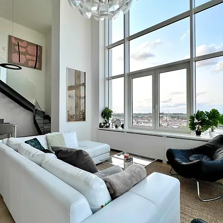Penthouse Skyline 220 M2 Of Refined Elegance Bed & Breakfast 4*