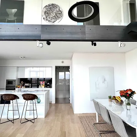 Bed & Breakfast Penthouse Skyline 220 M2 Of Refined Elegance 4*