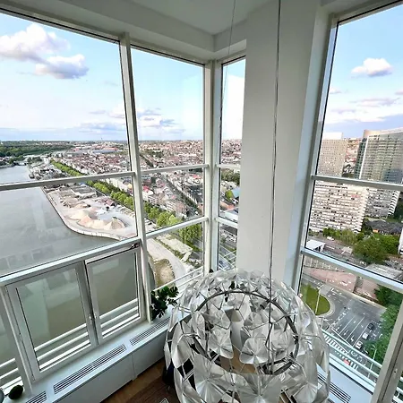 Penthouse Skyline 220 M2 Of Refined Elegance Bed & Breakfast Brussels