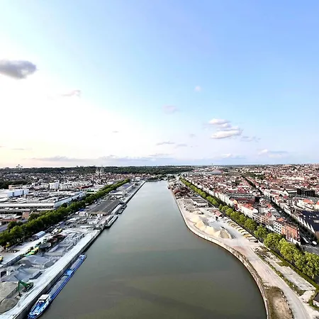 Penthouse Skyline 220 M2 Of Refined Elegance Brussels